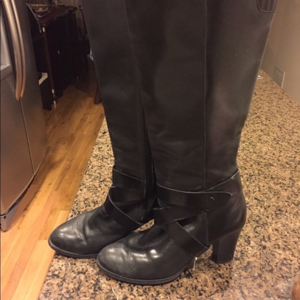 Ellen Tracy high knee boot